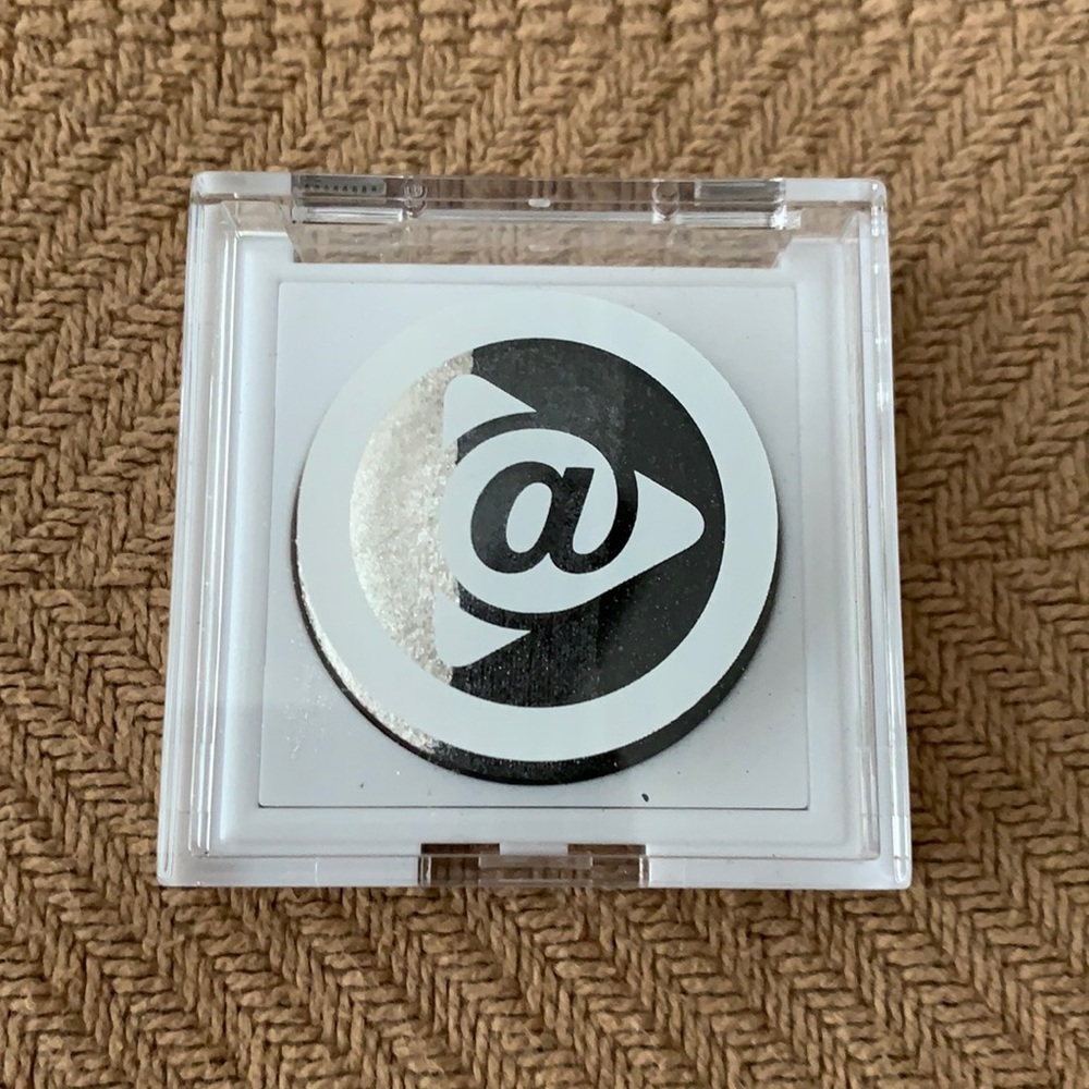 Mary Kay Baked Eye Shadow